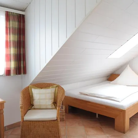 Restaurant Kaminstube 酒店 3*