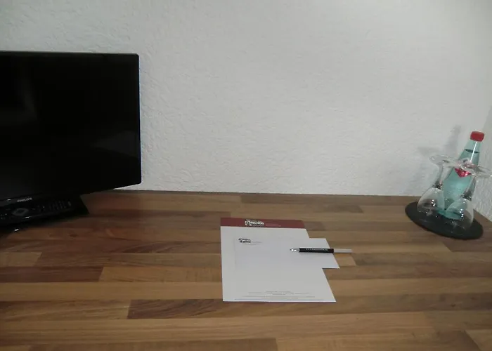 Hotel Restaurant Kaminstube 3*