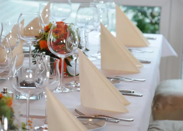 Hotel Restaurant Kaminstube 3*